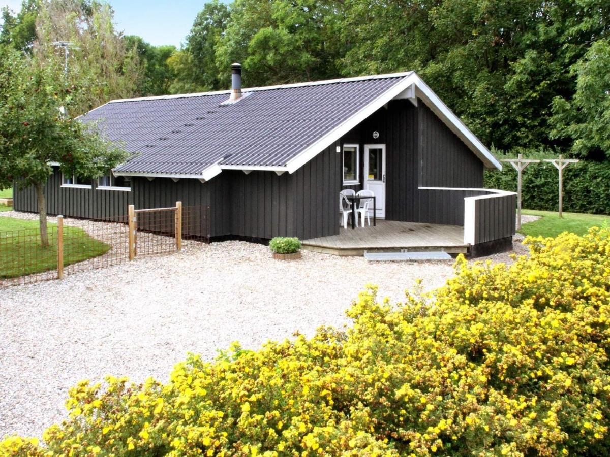 Four-Bedroom Holiday Home In Sydals 4 Vibøge Exteriör bild