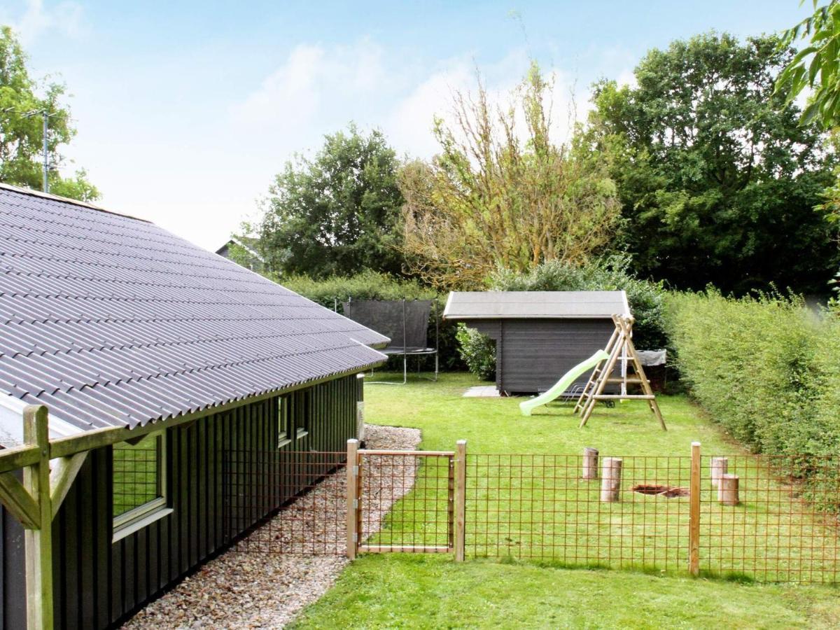 Four-Bedroom Holiday Home In Sydals 4 Vibøge Exteriör bild