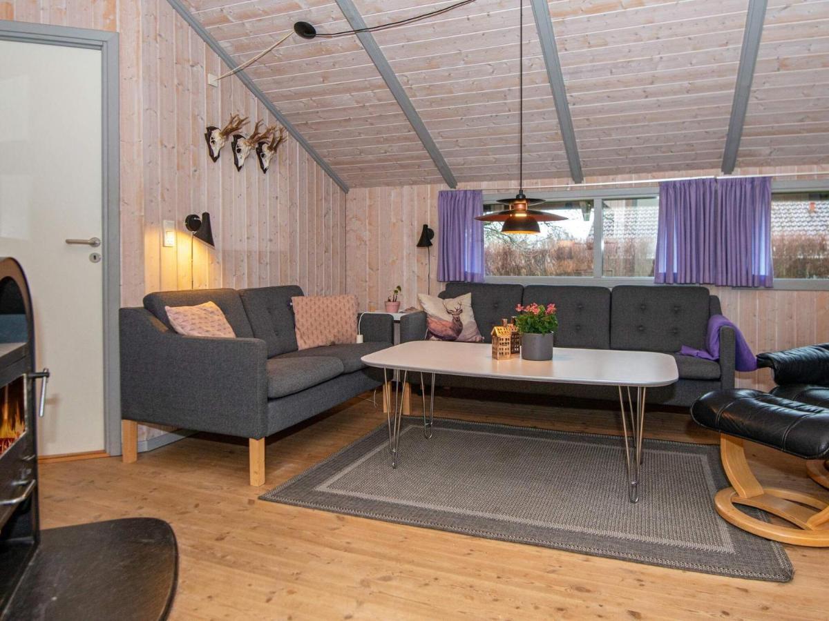 Four-Bedroom Holiday Home In Sydals 4 Vibøge Exteriör bild