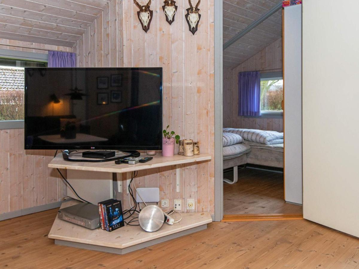 Four-Bedroom Holiday Home In Sydals 4 Vibøge Exteriör bild